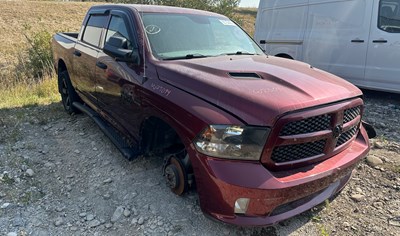 W25094_2019_RAM1500CLASSIC_5.7L.jpg