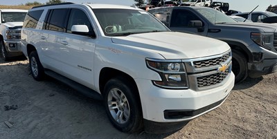 W25095_2016_SUBURBAN_.jpg